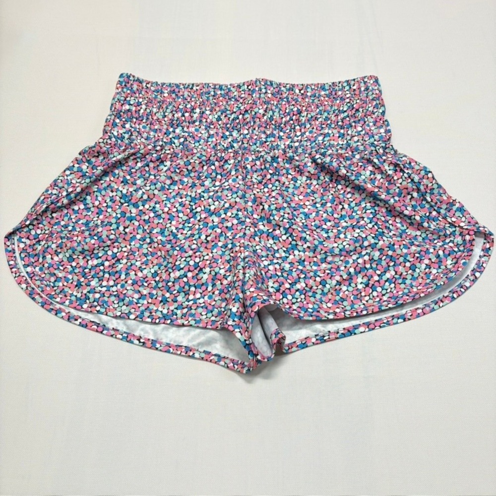 Love & Pineapples Women's‎ Shorts – XL – Multicolor Print – New Without Tags